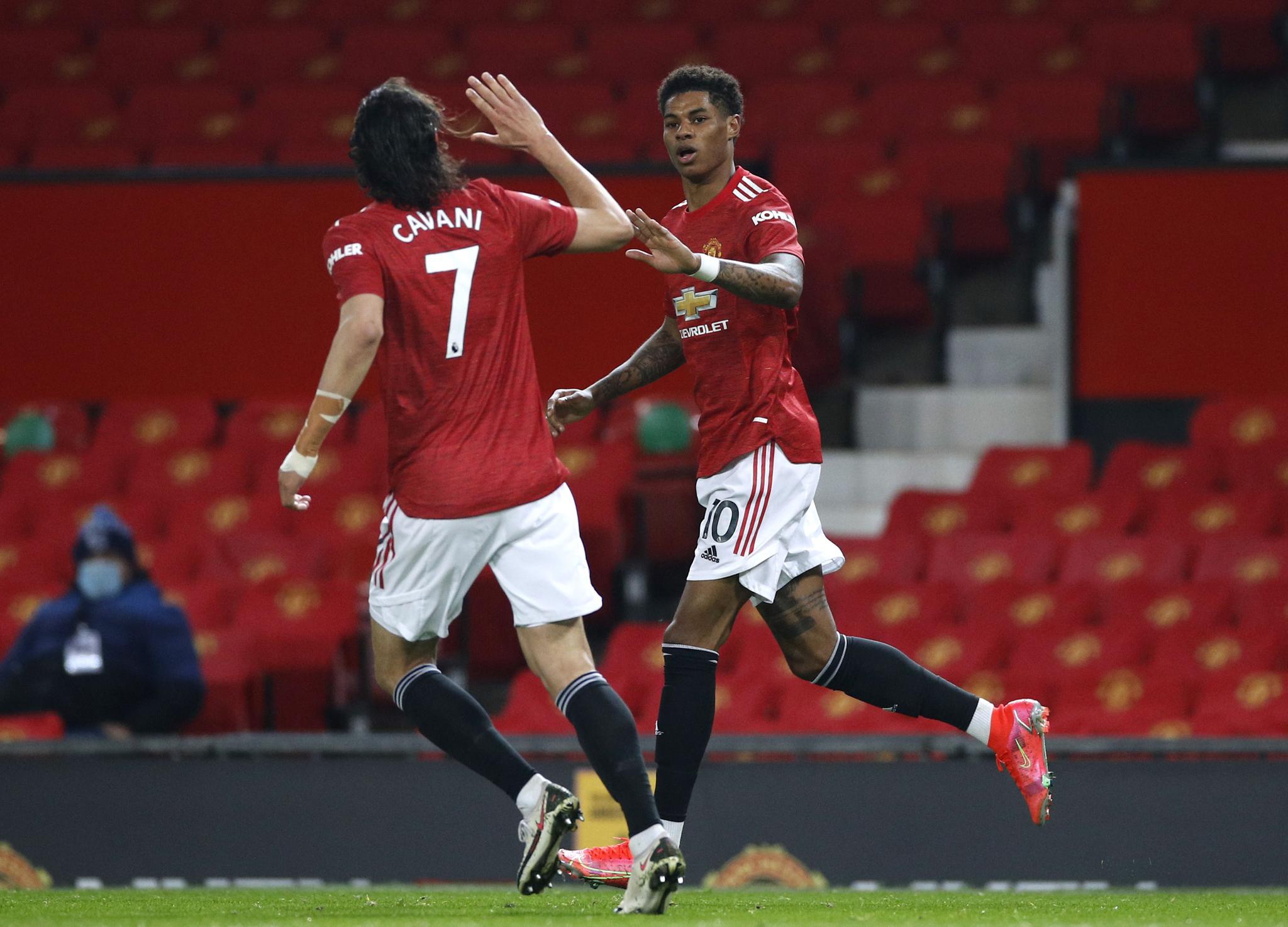 却凭借他人 却凭借他人